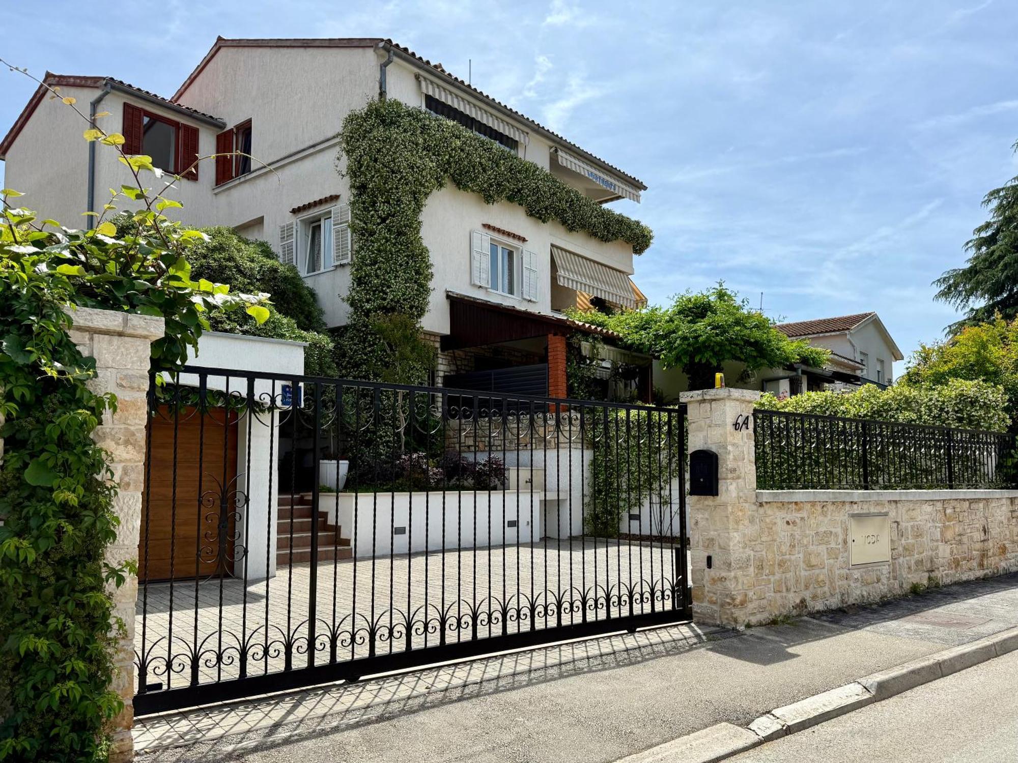 Livanto By Privileggio Apartmán